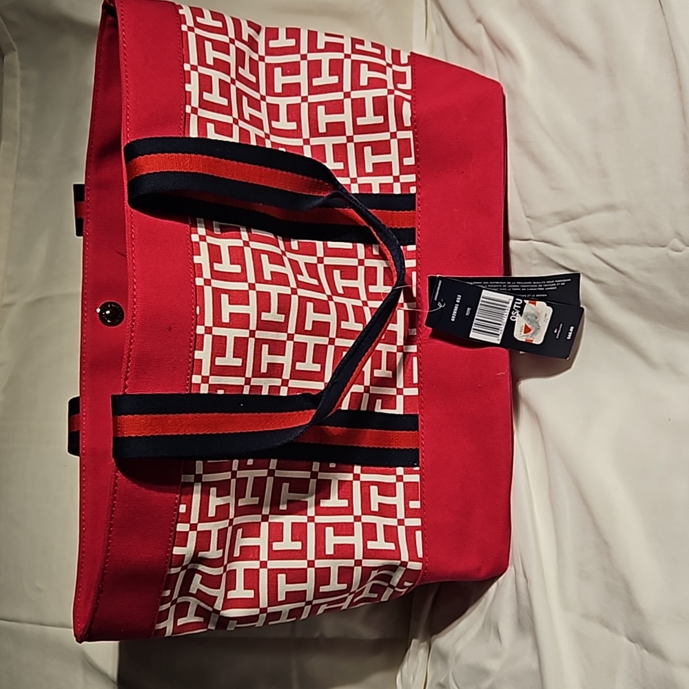 Tommy Hilfiger tote